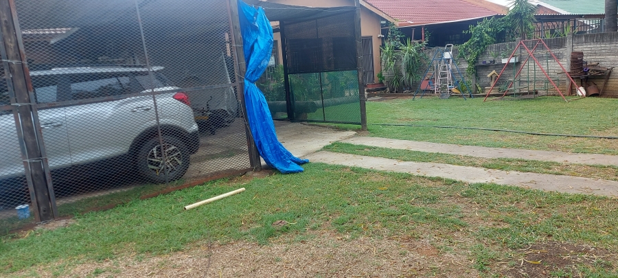 3 Bedroom Property for Sale in Oos Einde North West